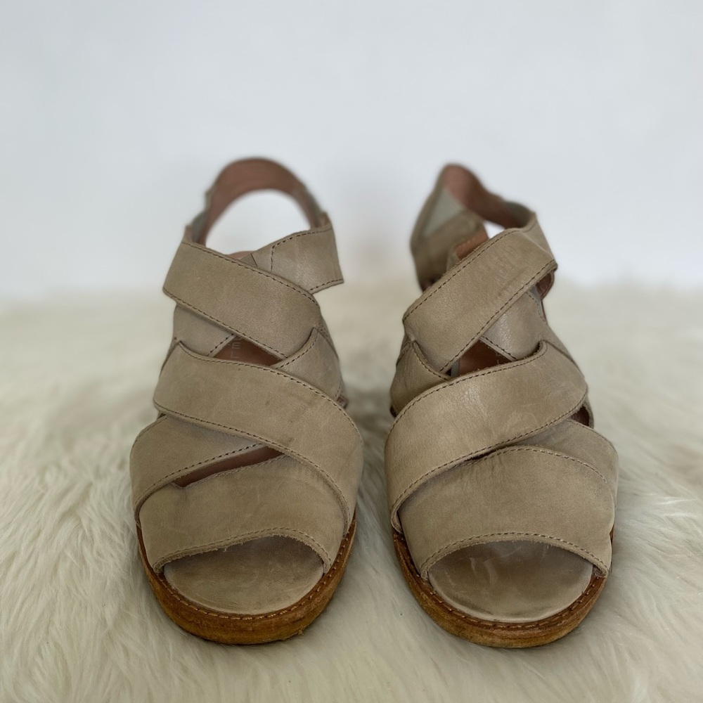 Jeffery Campbell Gray Sandals / Size 6.5